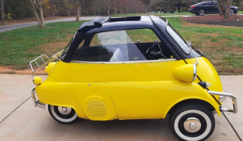 
								1957 BMW Isetta full									
