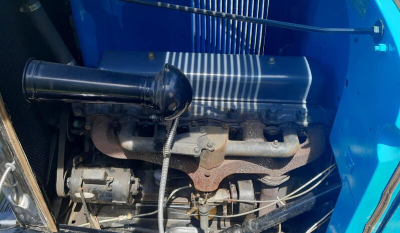 
								1929 Chevy Sedan full									