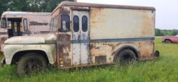 
										1965 Ford Milk Truck full									