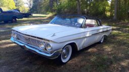 
										1961 Chevy Impala Convertible full									