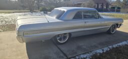 
										1964 Chevy Impala Super Sport full									