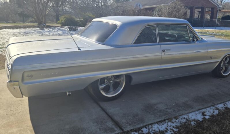 
								1964 Chevy Impala Super Sport full									