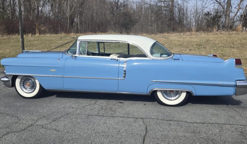 
								1965 Cadillac Series 62 full									