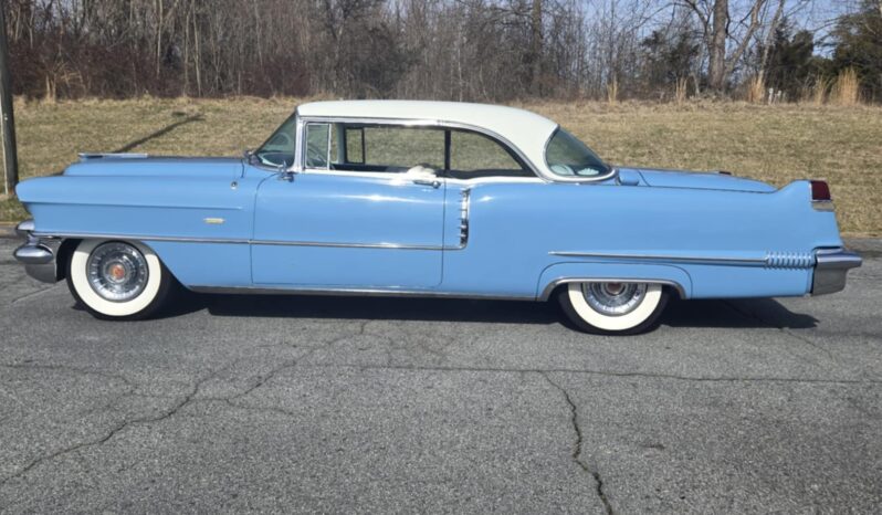 
								1965 Cadillac Series 62 full									