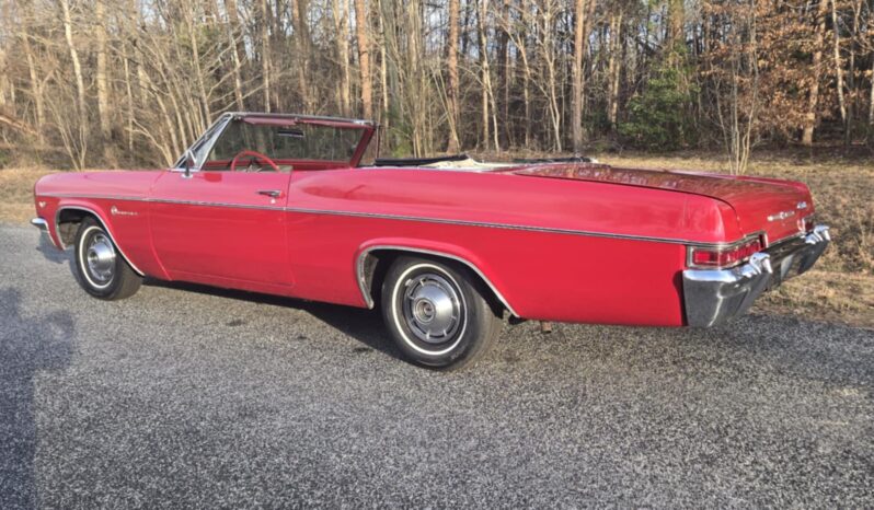 
								1966 Chevy Impala Convertible full									