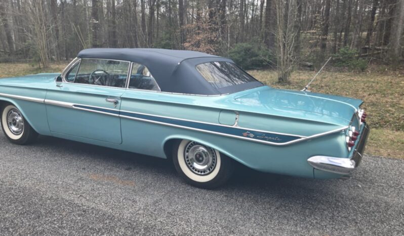 
								1961 Chevrolet Impala Convertible full									