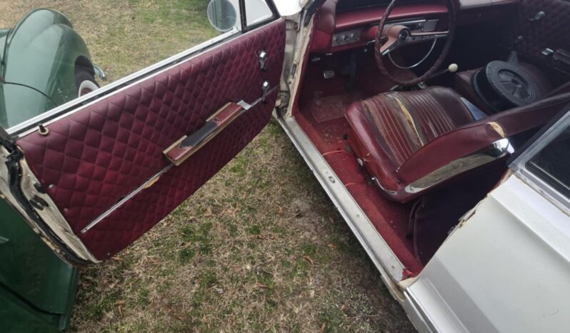 
								1963 Chevrolet Impala Super Sport Convertible full									