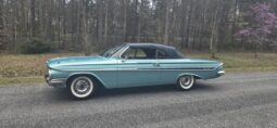 
										1961 Chevrolet Impala Convertible full									
