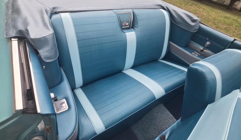 
								1961 Chevrolet Impala Convertible full									