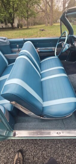 
										1961 Chevrolet Impala Convertible full									