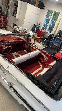 
										1960 Chevrolet Impala Convertible full									