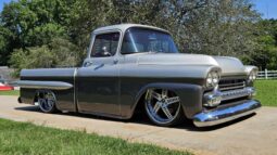 
										1958 Chevrolet Apache full									