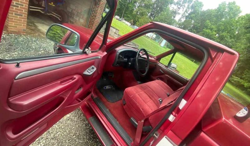 
								1995 Ford F150 full									
