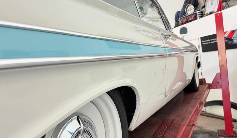 
								1961 Chevrolet Impala Bubbletop full									
