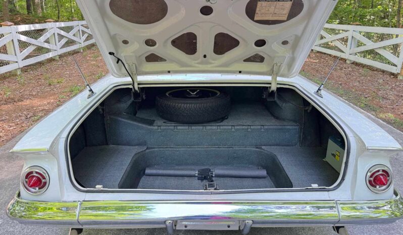 
								1961 Chevrolet Impala Bubbletop full									