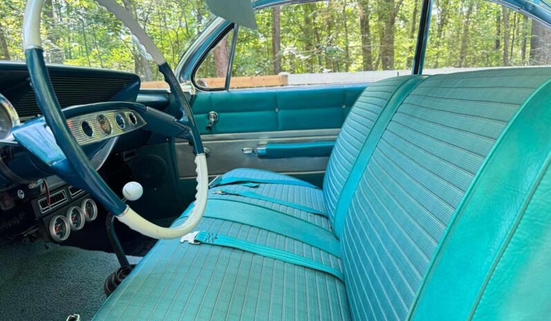 
								1961 Chevrolet Impala Bubbletop full									