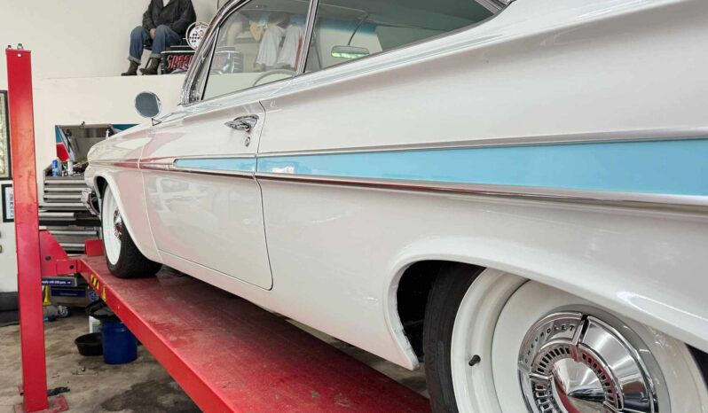 
								1961 Chevrolet Impala Bubbletop full									