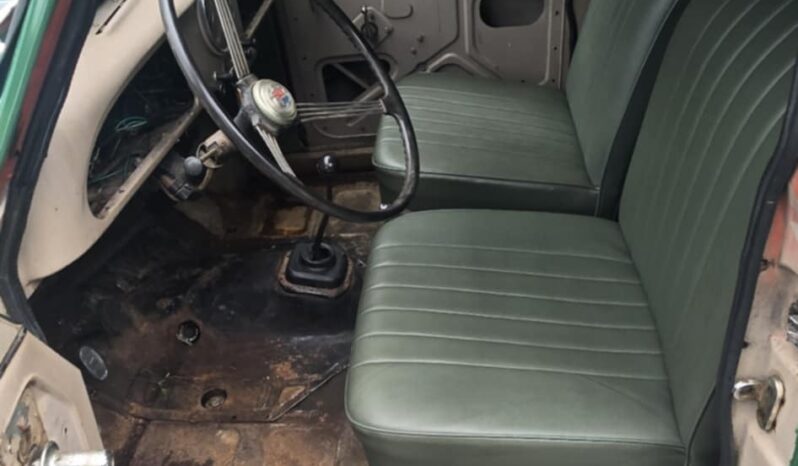 
								1957 Morris Minor full									