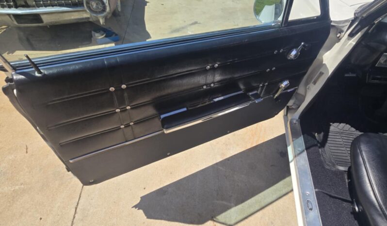 
								1963 Chevrolet Impala Super Sport full									