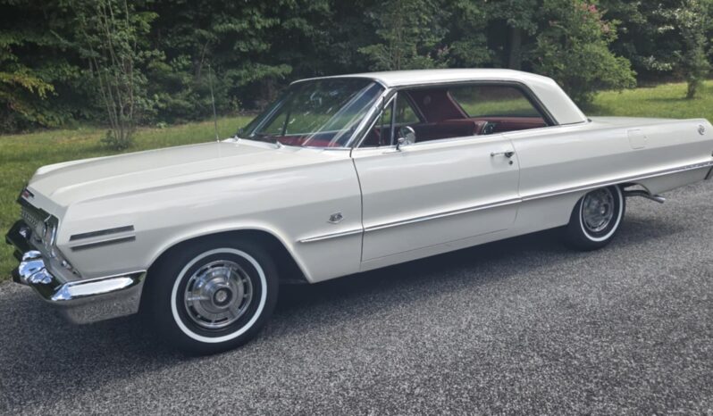 
								1963 Chevrolet Impala Super Sport full									