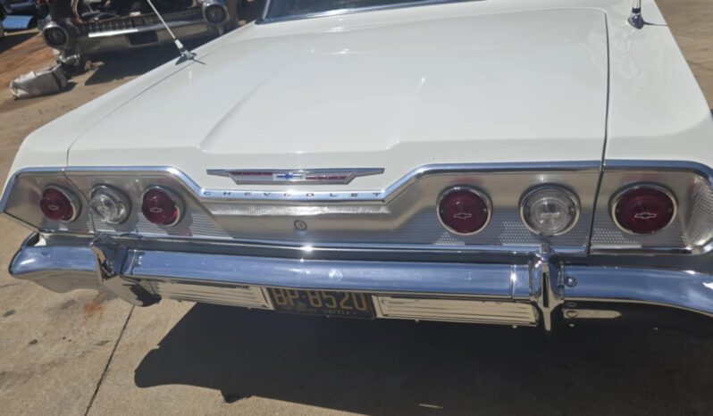 
								1963 Chevrolet Impala Super Sport full									