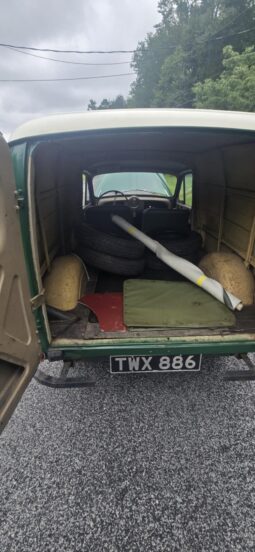 
										1957 Morris Minor full									