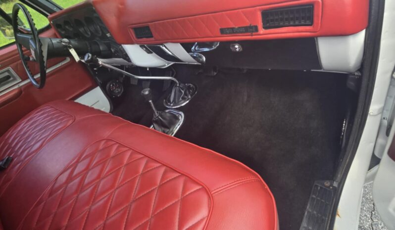 
								1979 GMC Pickup full									