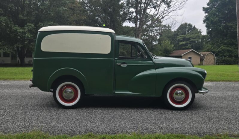
								1957 Morris Minor full									