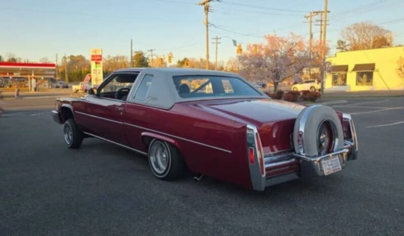 
								1979 Cadillac Coupe DeVille Lowrider full									