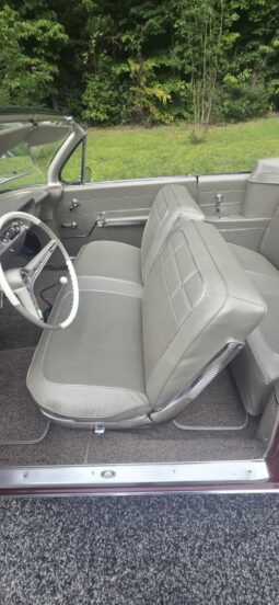 
										1962 Chevrolet Impala Convertible full									