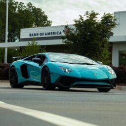 2016 Lamborghini Aventador SV