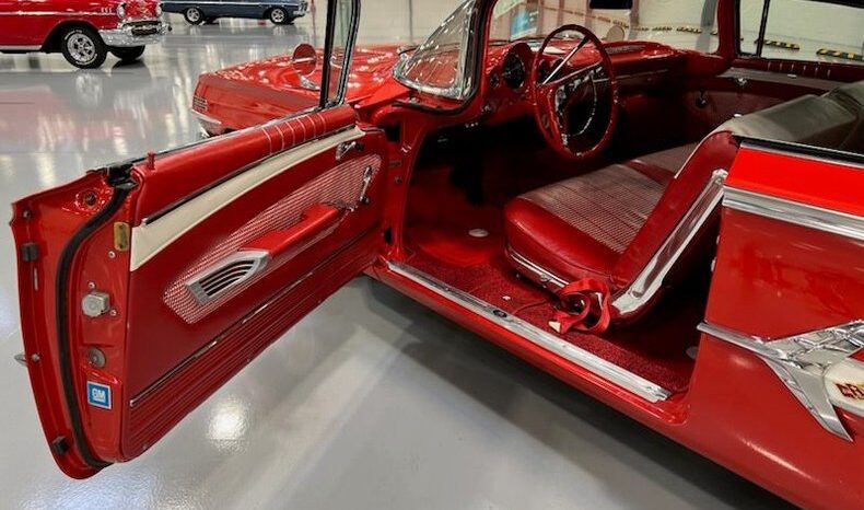 
								1960 Chevrolet Impala Convertible full									