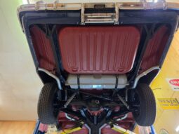 
										1961 Chevrolet Impala Convertible full									