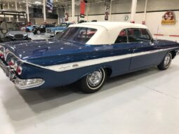 
										1961 Chevrolet Impala Convertible full									