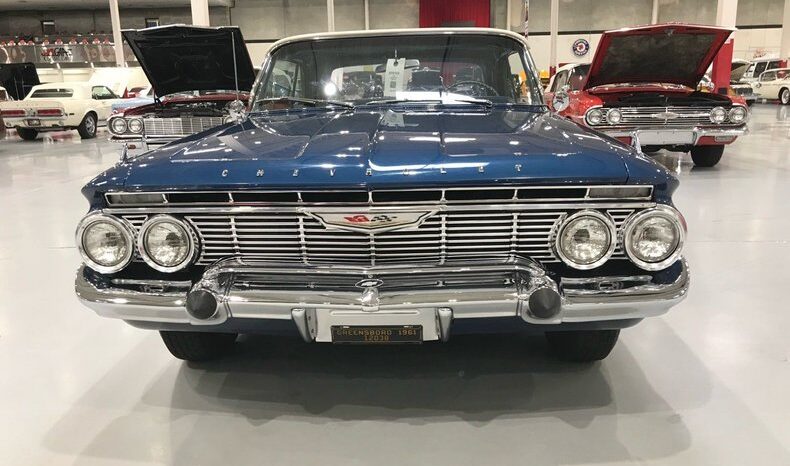 
								1961 Chevrolet Impala Convertible full									