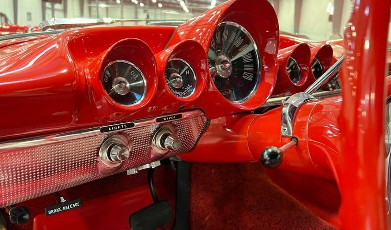 
								1960 Chevrolet Impala Convertible full									