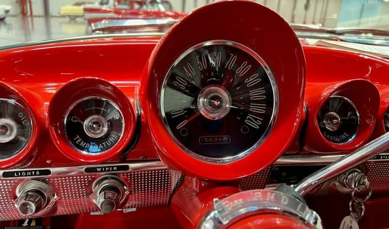 
								1960 Chevrolet Impala Convertible full									