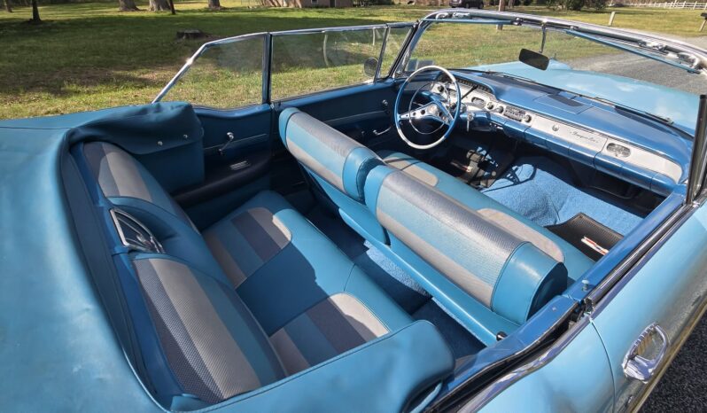 
								1958 Chevrolet Impala Convertible full									