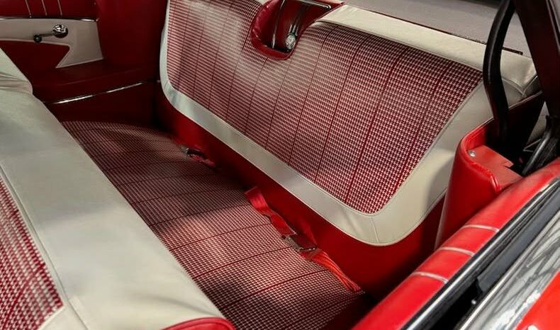 
								1960 Chevrolet Impala Convertible full									