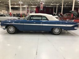 
										1961 Chevrolet Impala Convertible full									
