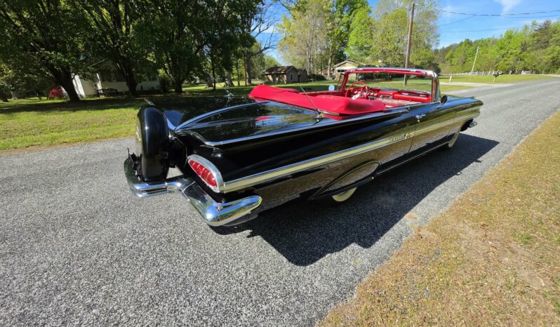 
								1959 Chevrolet Impala Convertible full									