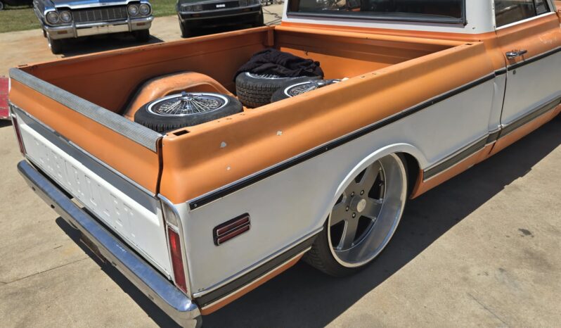 
								1969 Chevrolet c10 full									