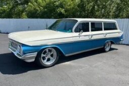 
										1961 Chevrolet Parkwood full									