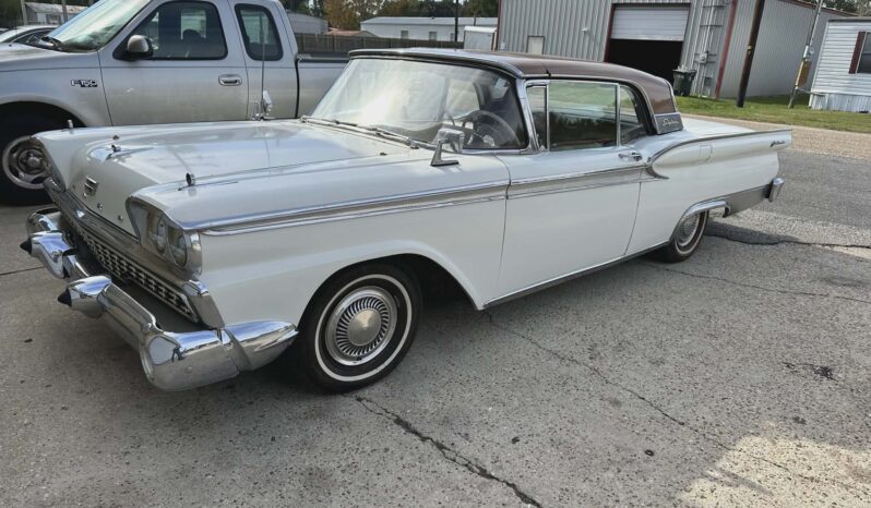 
								1959 Ford Retractable full									