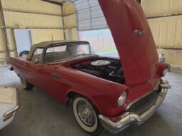 
										1957 Ford Thunderbird Convertible full									