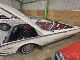 1961 Ford Sunliner