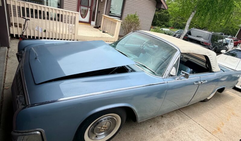 
								1962 Lincoln Continental full									
