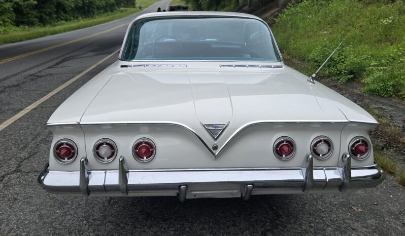 
								1961 Chevrolet Impala full									
