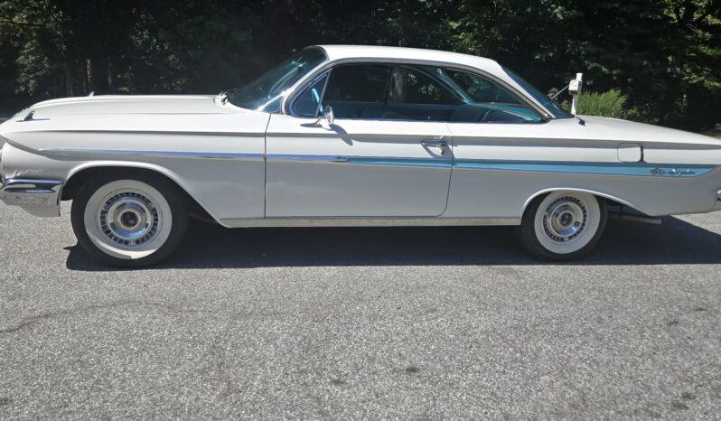 
								1961 Chevrolet Impala full									