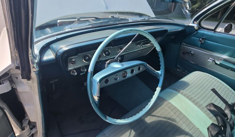 
								1961 Chevrolet Impala full									